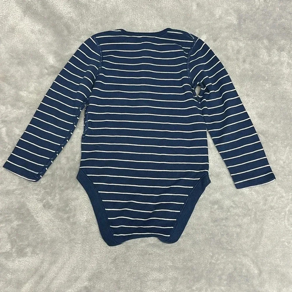 Marks & Spencer - long sleeve soft knit onesie top/shirt. Size 9-12 months - Picture 3 of 4